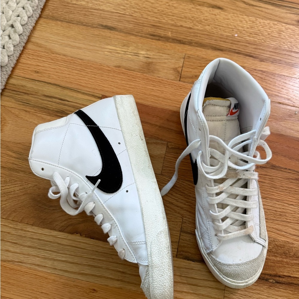 Nike White and Black High-Top Sneakers - Picture 2 of 4